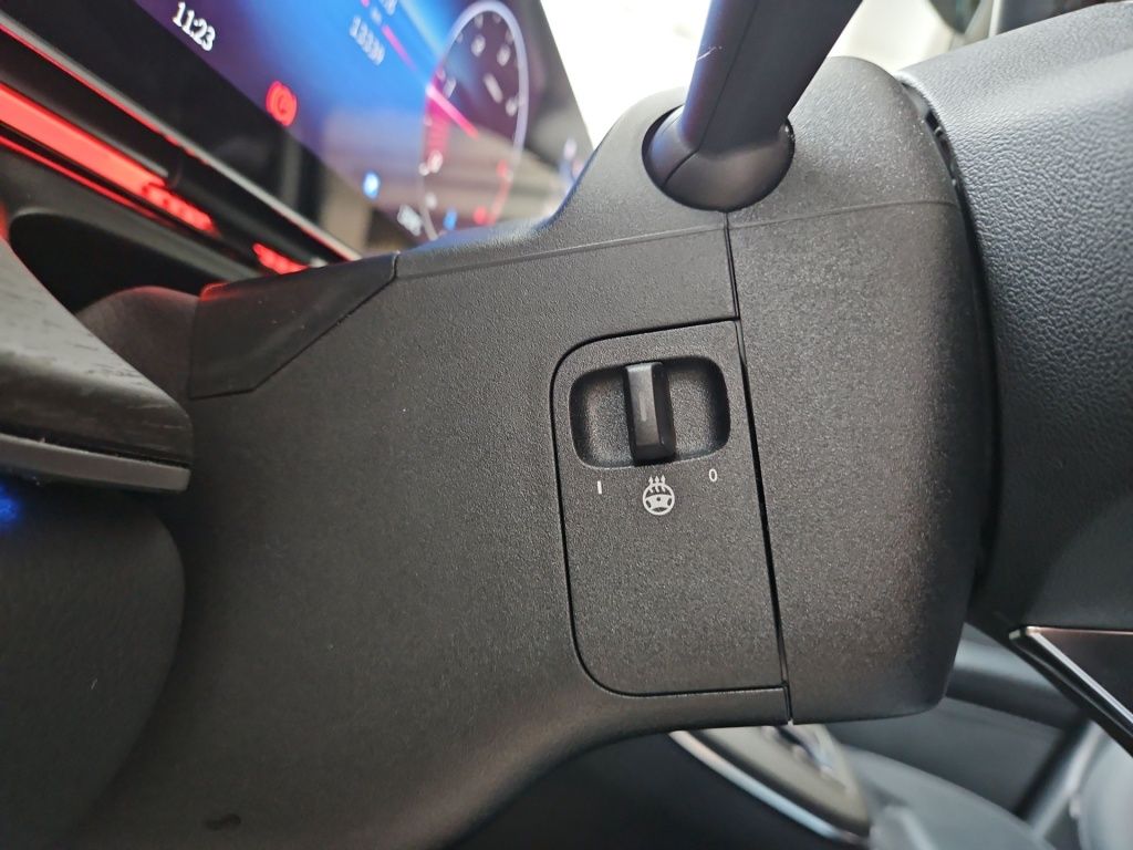 Fahrzeugabbildung Mercedes-Benz V 300 d AVG Lang 7 Sitze 2,5t AHK LED EASY-PACK