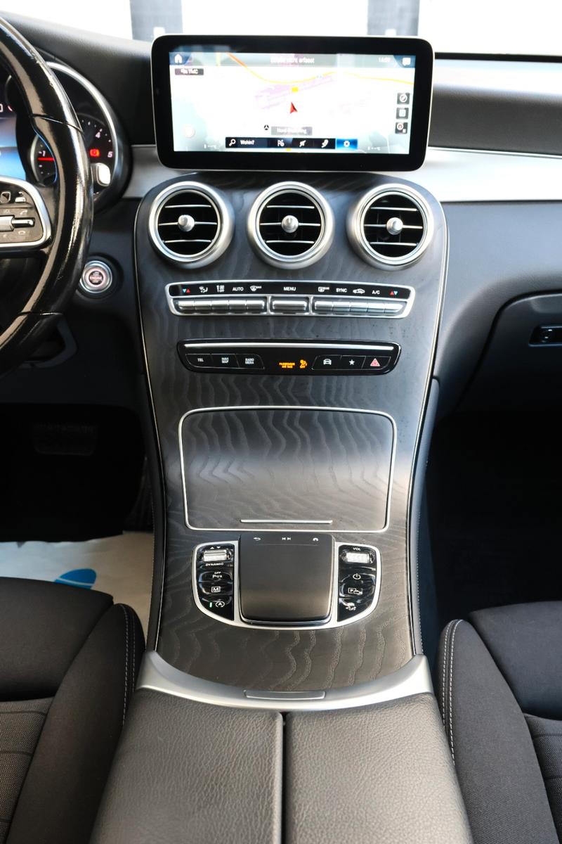Mercedes-Benz GLC 300 d 4Matic 1Hand KAM MBUX LED TOT Verkzerk