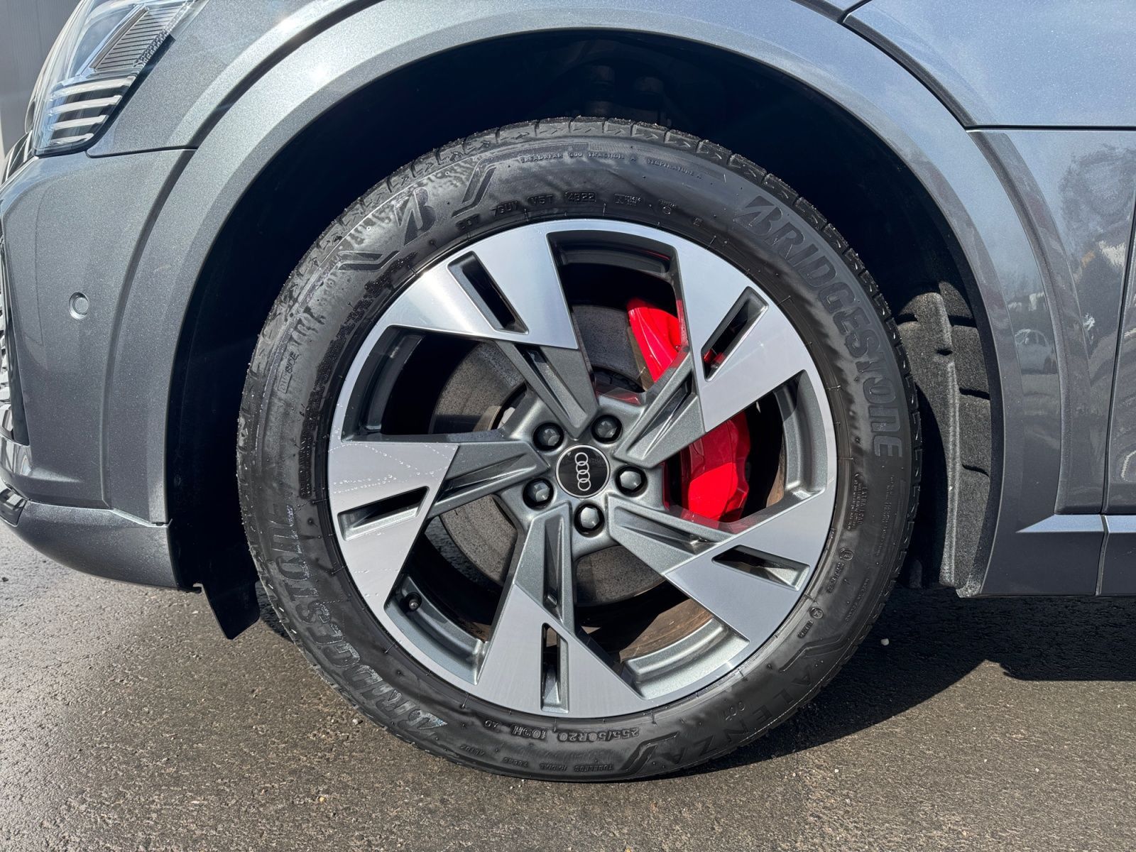 Audi Q8 e-tron - Bild 5