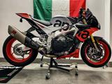 Aprilia Tuono v4 factory  - APRILIA FACTORY TUONO