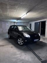 Toyota RAV 4 2.0-l-VVT-i 4x4 Automatik - - gebrauchte Toyota RAV 4 aus dem Jahr 2007