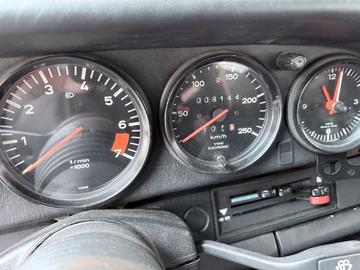 1982 Porsche 911 URMODELL — миниатюра 11