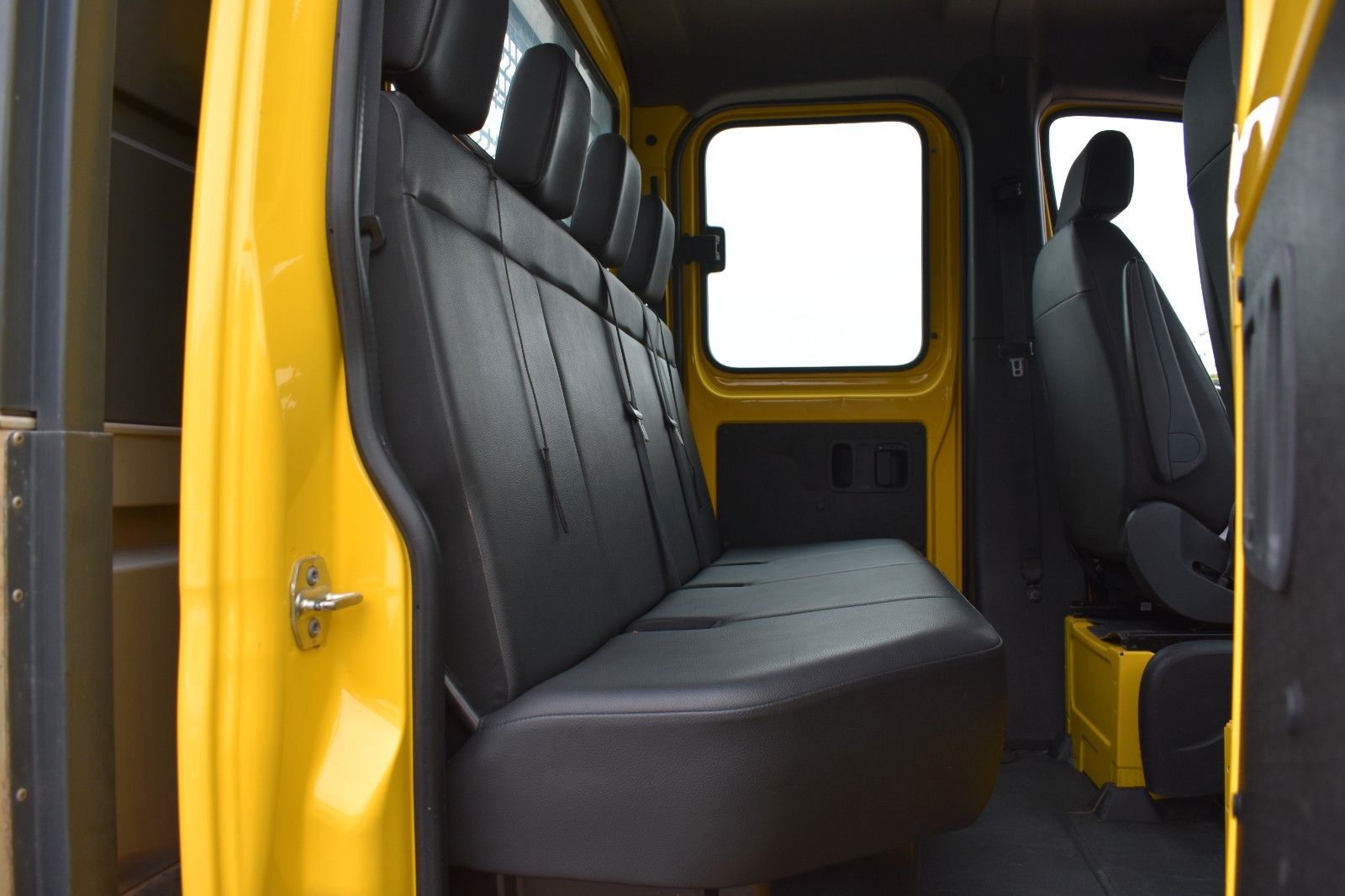 Fahrzeugabbildung Mercedes-Benz Sprinter III Pritsche DoKa RWD/KLIMA/AHK