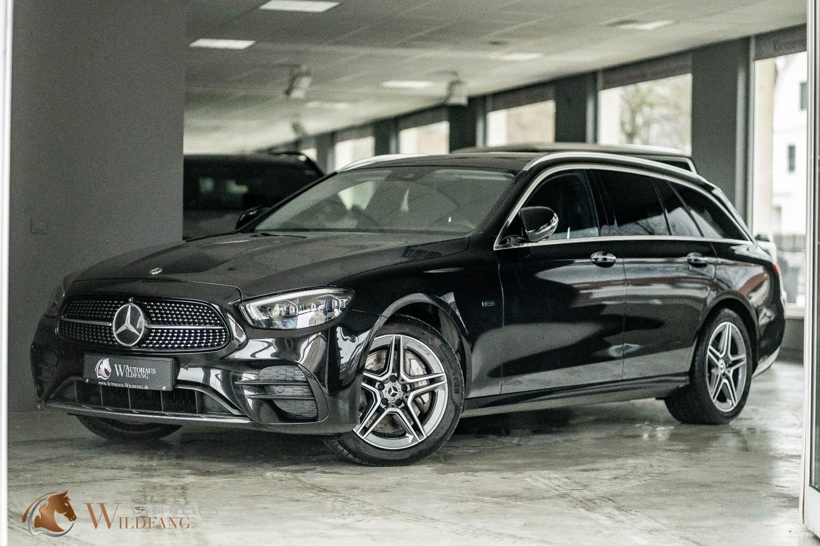 Mercedes-Benz E 300 E T-Modell AMG/PANO/LEDER/LED/SBL/360*