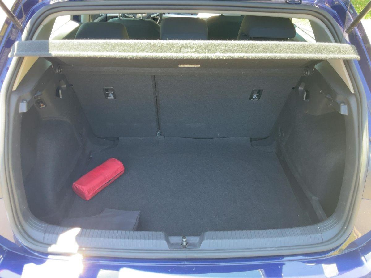 Volkswagen Golf VIII 1.0 TSI 5JG+LED+SHZ+2xPDC+APP+AHK+DAB, миниатюра 14