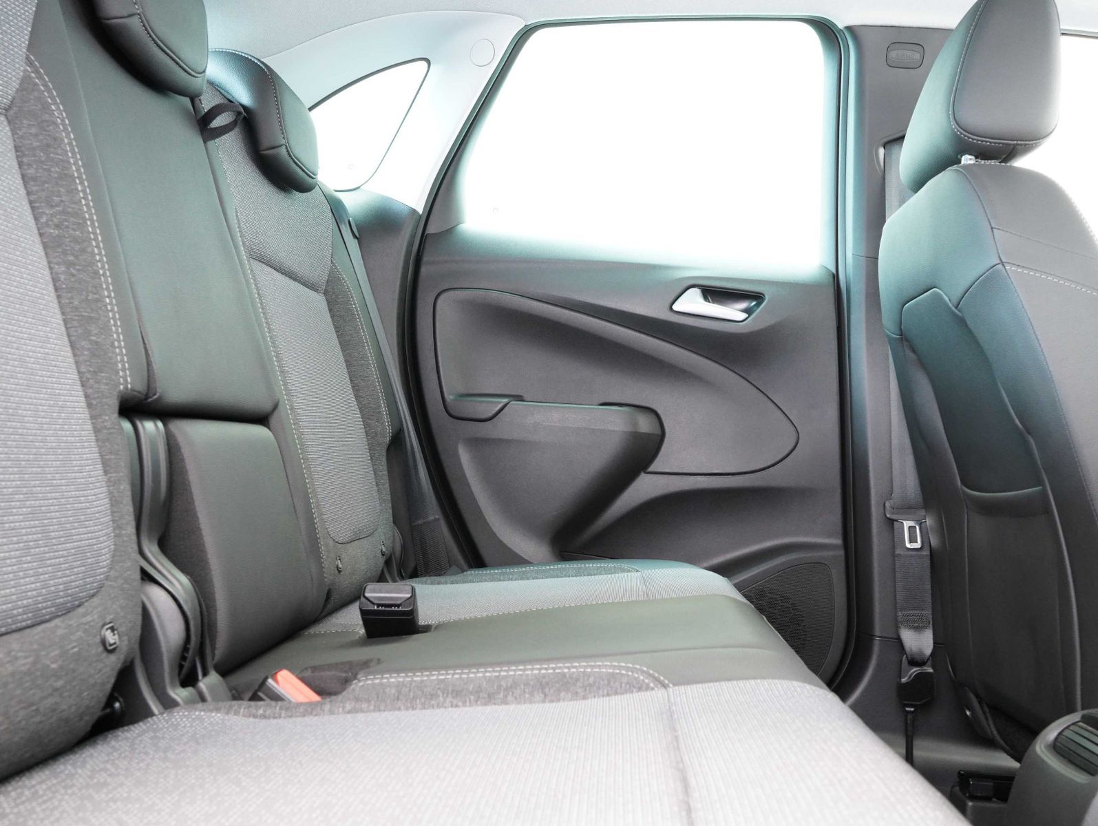 Fahrzeugabbildung Opel Crossland (X) 1.2 Turbo Elegance LED/NAVI/KAMERA
