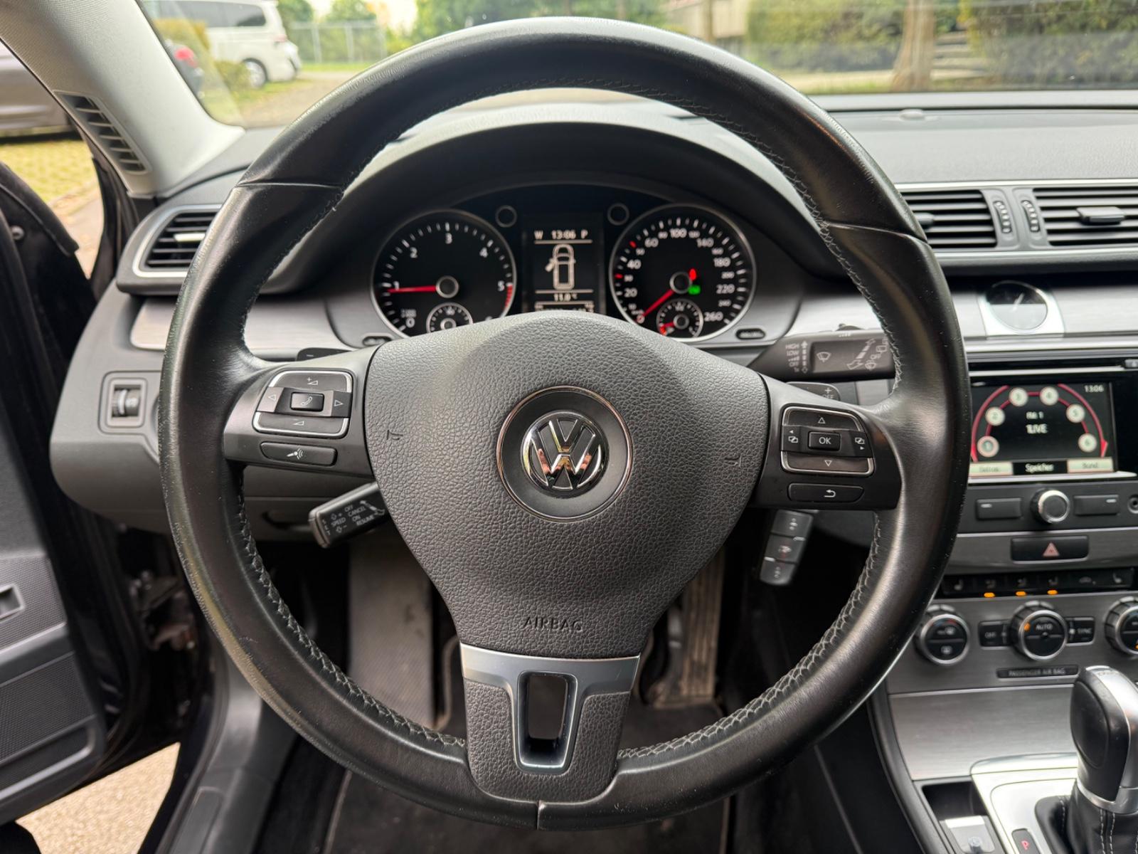 Volkswagen Passat 2014 — photo 13
