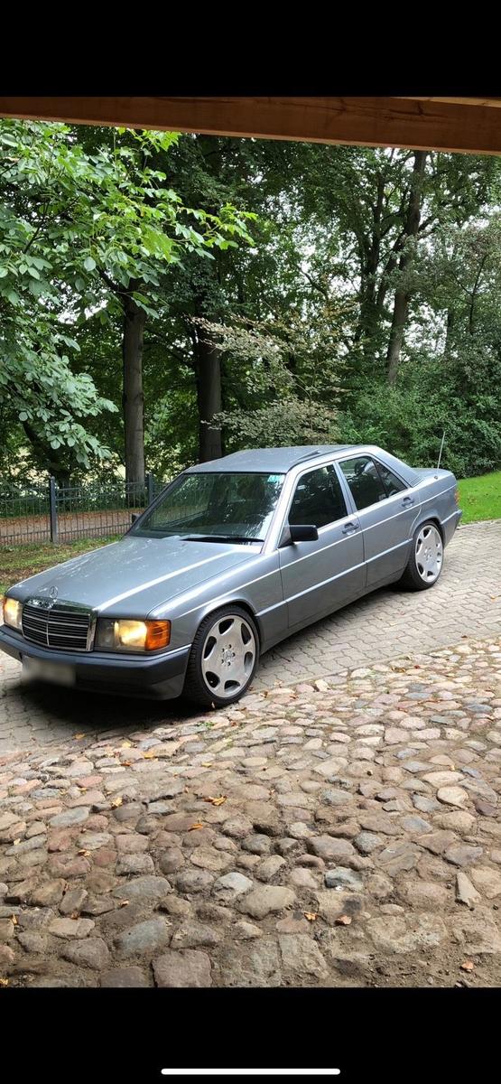 Mercedes-Benz 190