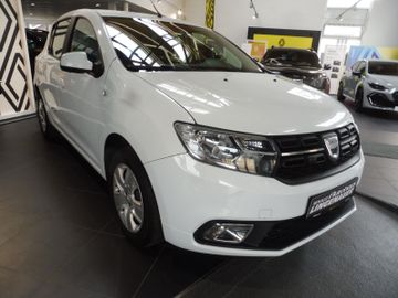 Dacia Sandero II Laureate, 8-fach bereift