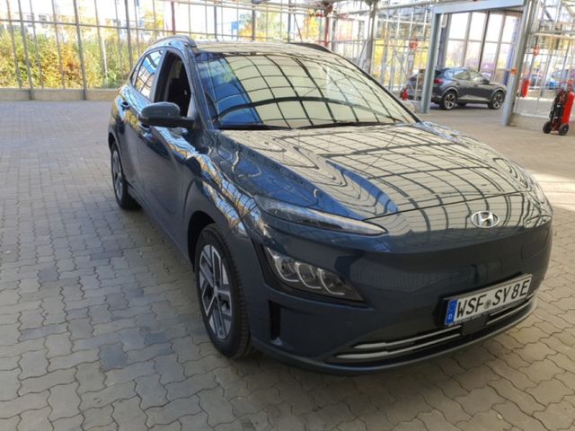 Hyundai Kona Elektro digCockpit R.Cam CarPlay Spurassist