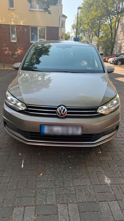 Image of Volkswagen Touran