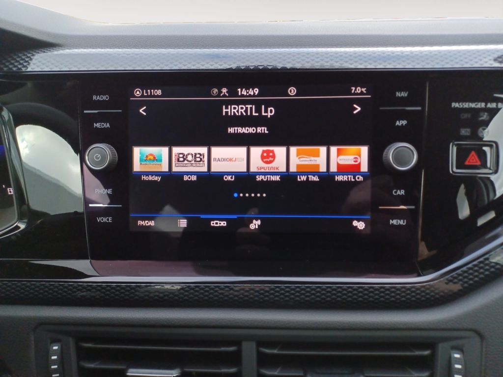 Fahrzeugabbildung Volkswagen Polo 1.0 Life Navi, NSW, Shzg, Climatronic, WR