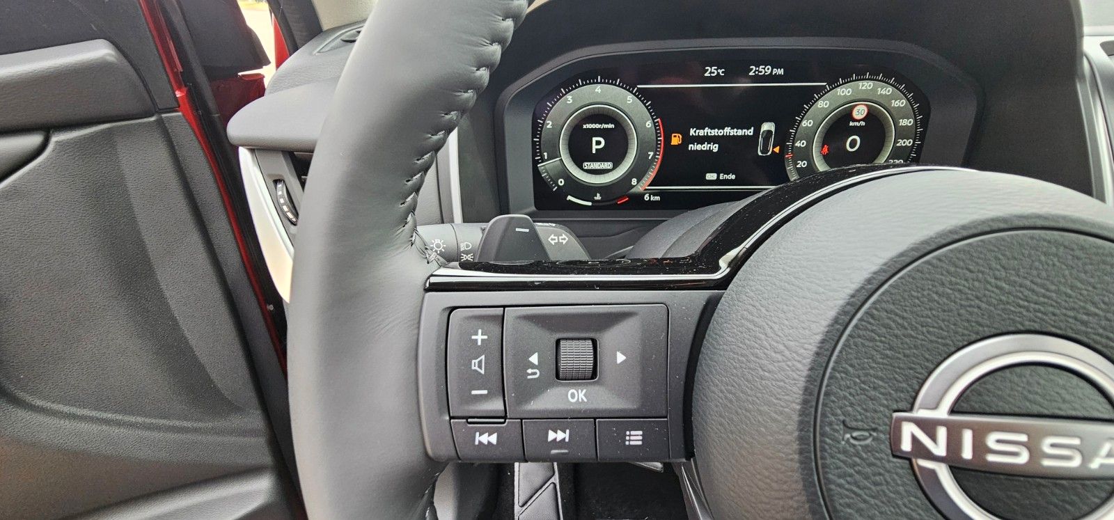 Fahrzeugabbildung Nissan Qashqai 1.3 DIG-T MHEV Xtronic N-Connecta MY2024