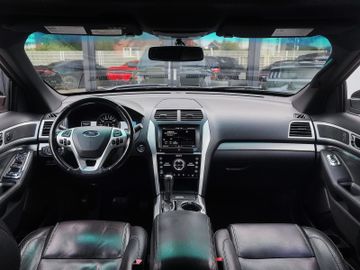 Ford Explorer - 7