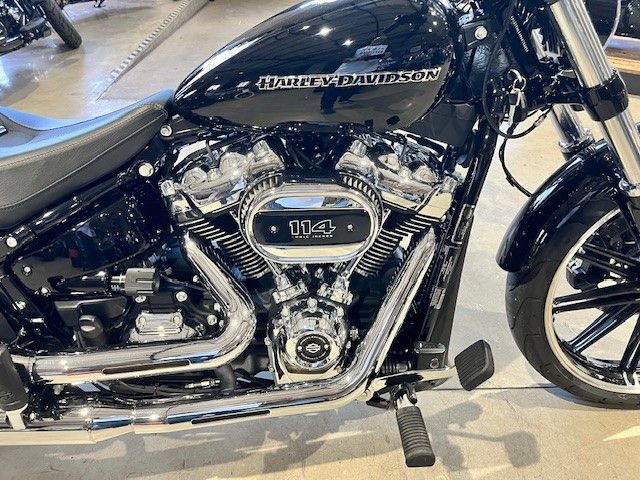 Fahrzeugabbildung Harley-Davidson FXBRS  Breakout 114 CUI mit Kesstech Auspuff