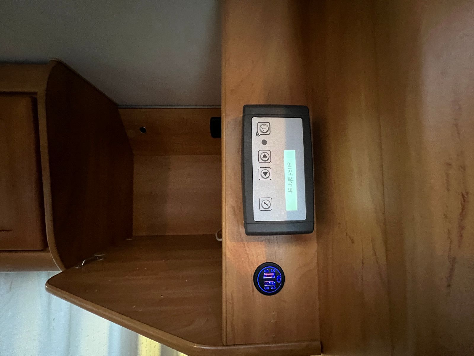 Fahrzeugabbildung HYMER / ERIBA / HYMERCAR B634 FIAT ALKO DPF LOUNGE DACHKLIMA SOLAR AUTSAT