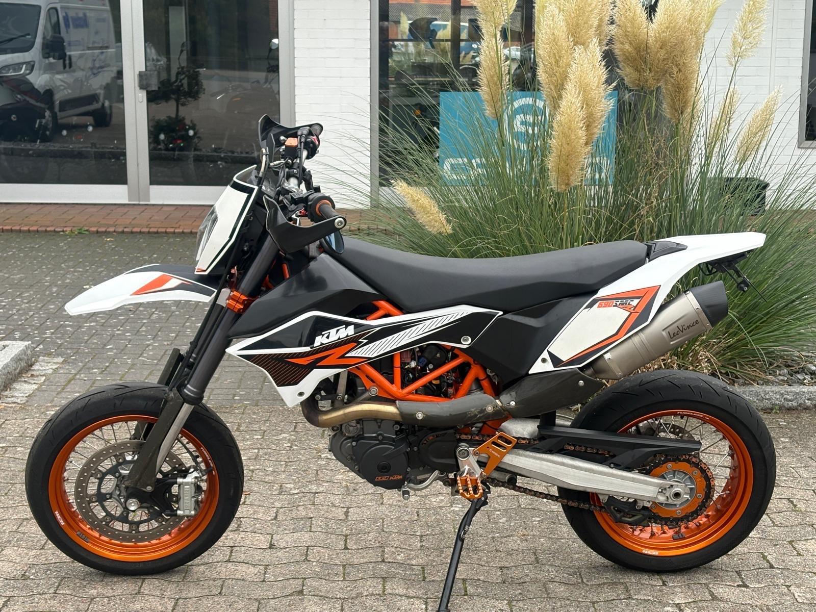 KTM 690 SMC