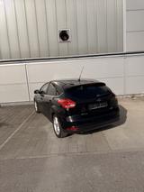 Ford Focus KEYLESS/STANDHEIZUNG/TITANIUM - Ford Focus: Standheizung
