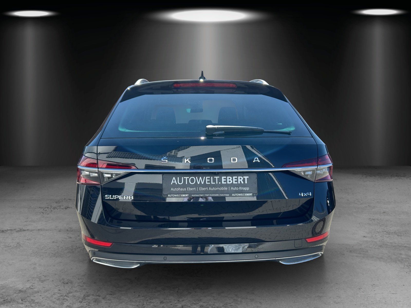 Fahrzeugabbildung SKODA Superb Combi 2.0 TDI L&K 4x4/ACC/360°CAM/VIRTUAL
