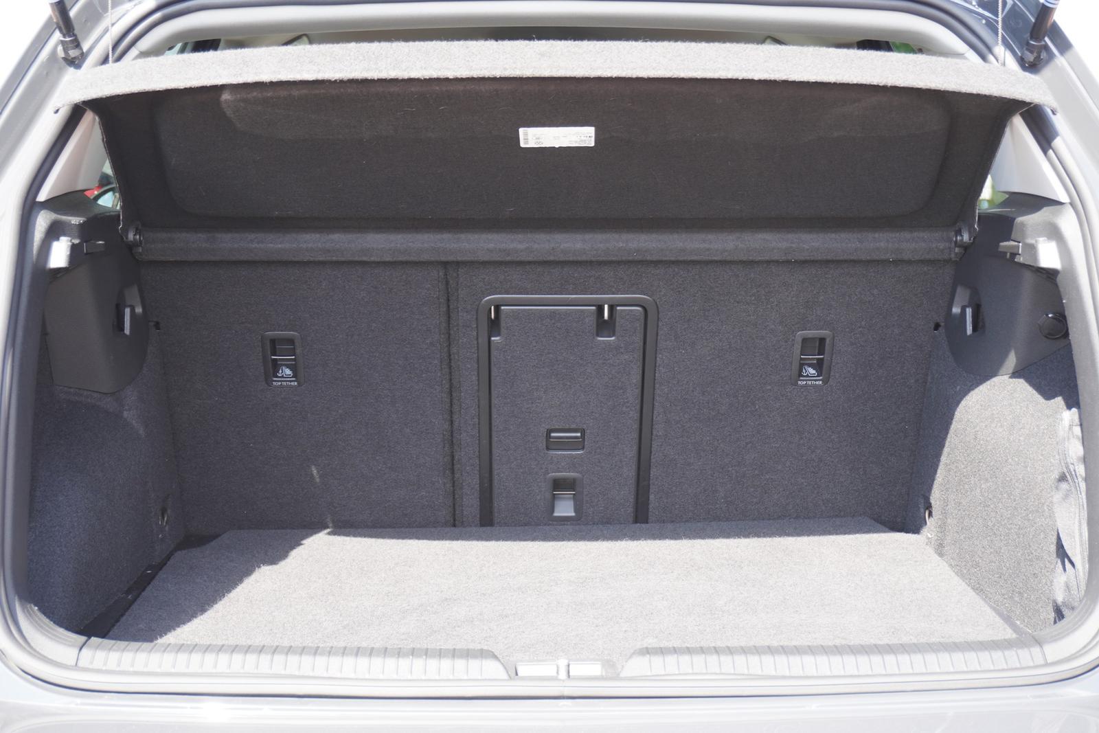 Volkswagen Golf VIII 1.5 TSI Life LED ACC Android Apple PDC, миниатюра 12