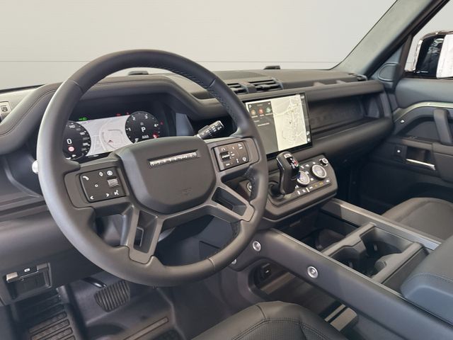 Land Rover Defender 110 D250 SE X-Dynamic+AHK+Pano+Matrix+M