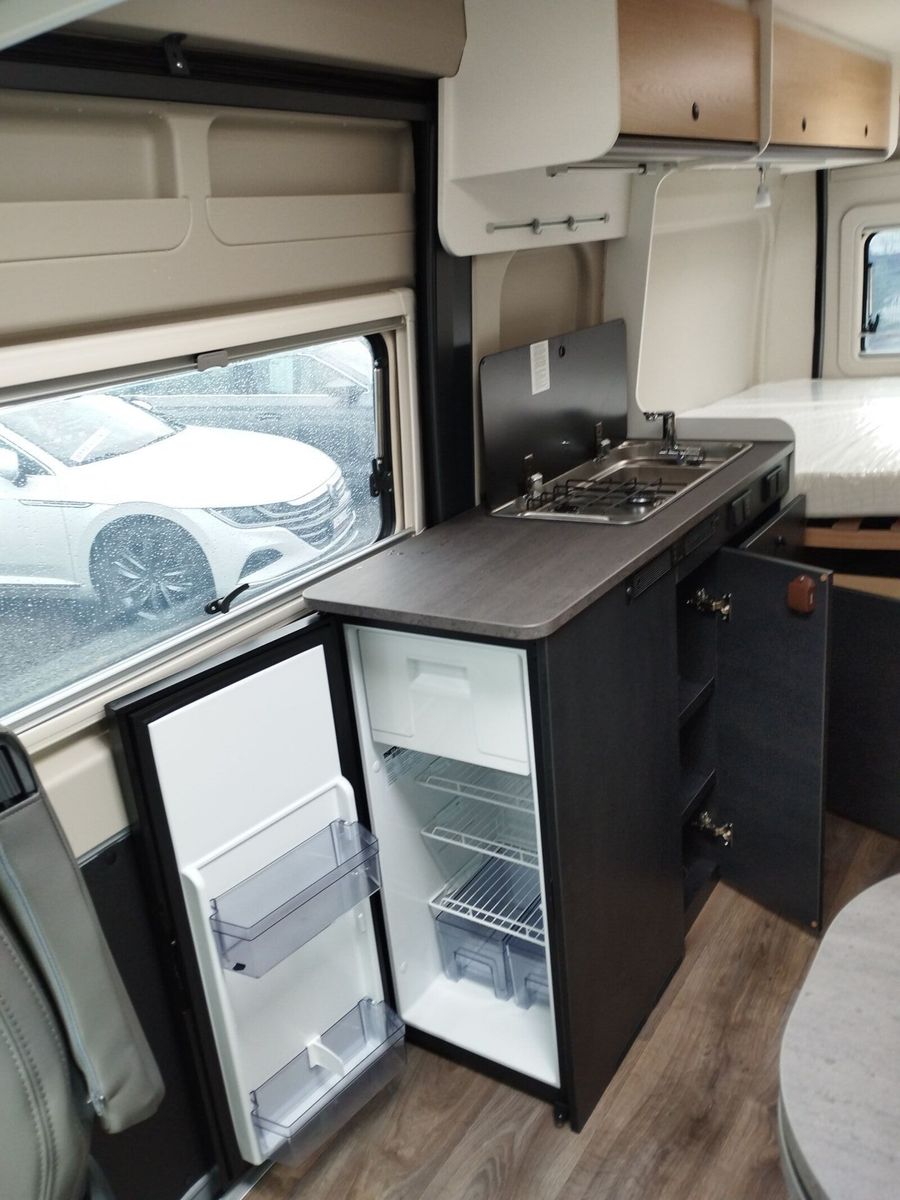 Fahrzeugabbildung Sunlight Adventure Cliff 600 Automatik, Dörr Edition, LTE