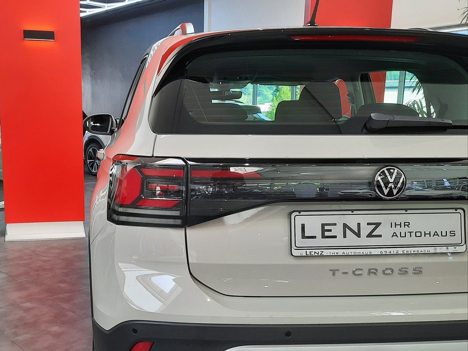 Fahrzeugabbildung Volkswagen T-Cross Life TSI *LED*PDC*ACC*Sitzhzg*App-Conn*
