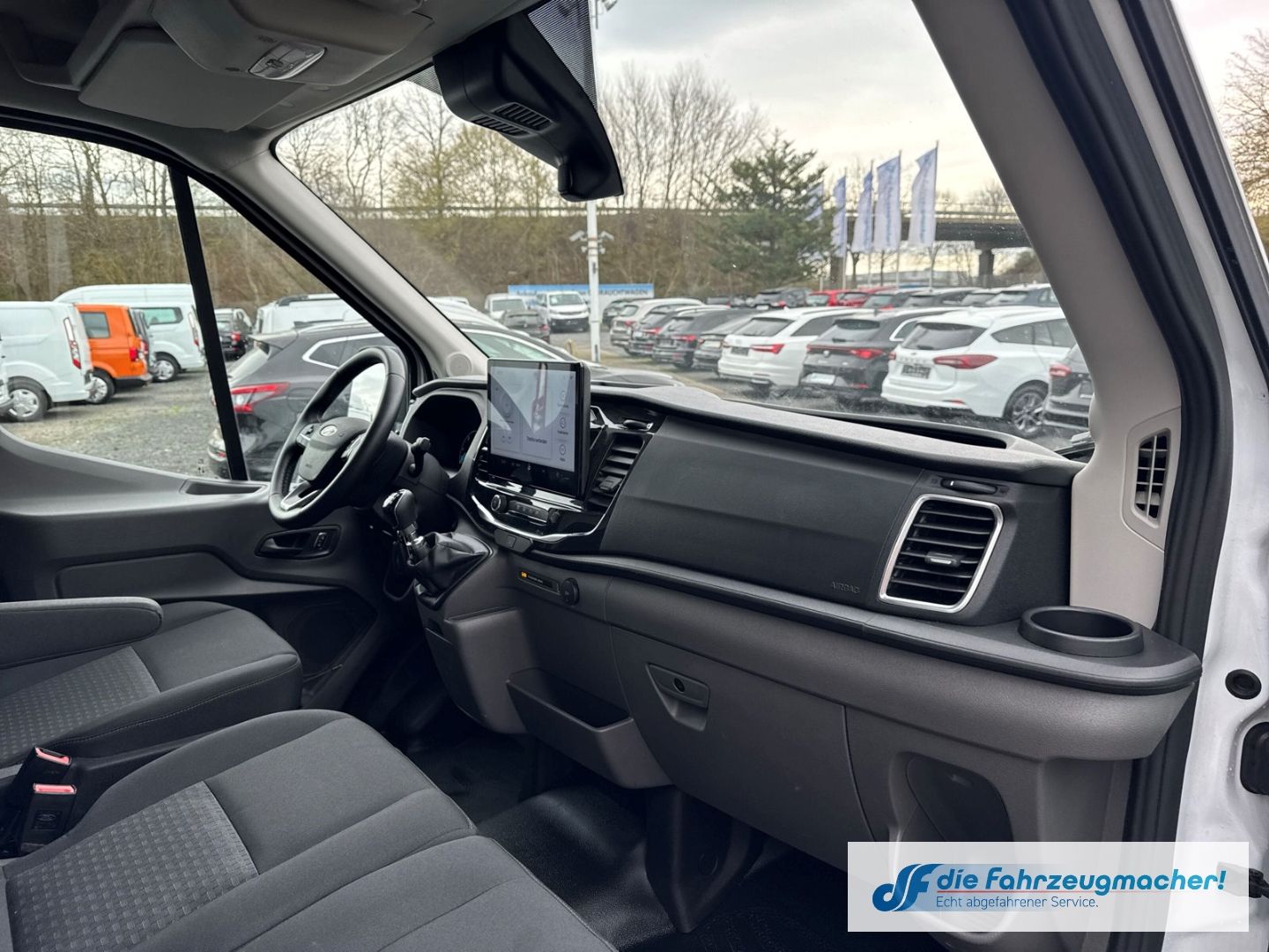 Fahrzeugabbildung Ford Transit Kasten 350 L3H3 Trend Rückfahrk DAB Totw