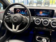MERCEDES-BENZ A 180 Progressive Edition 19*1.Hand*LED*Night-P.