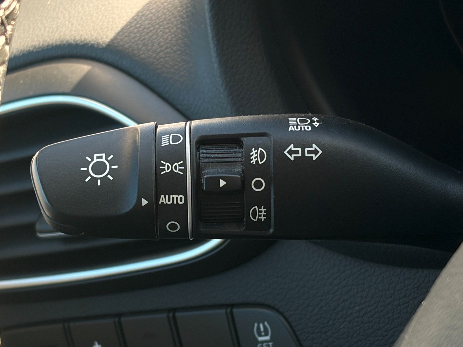 Fahrzeugabbildung Hyundai i30 1.4 T-GDI All Inclusive ACC CAM CarPlay