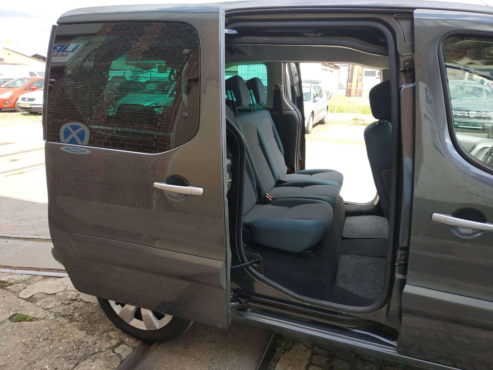 Berlingo 1.2 / TÜV NEU/ Tempomat/ Rückfahrkamera – Bild 15