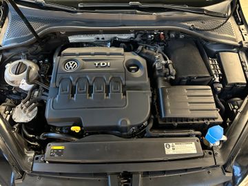 Volkswagen Golf VII Lim. Sound Start-Stopp *Navi*Kamera*