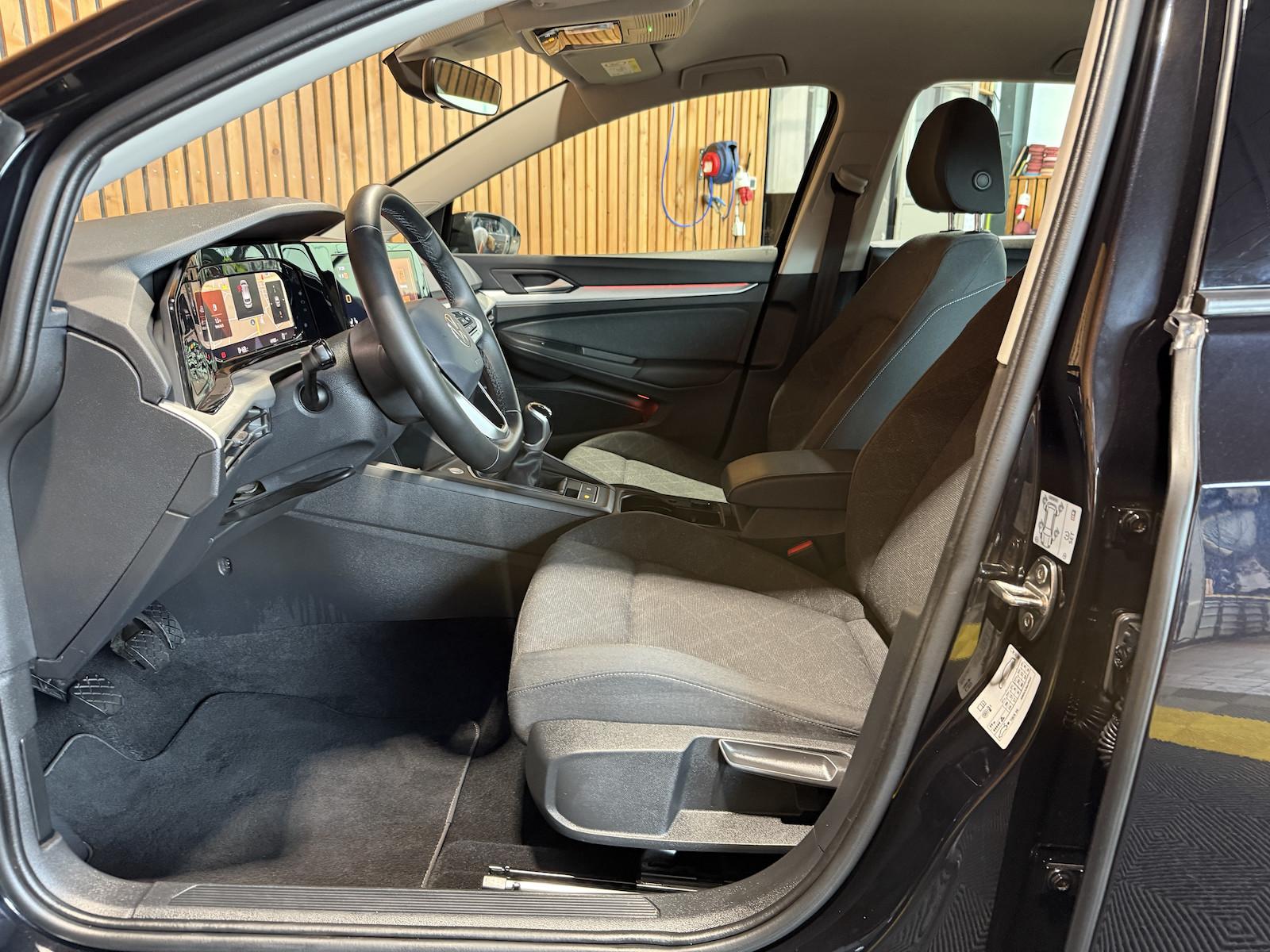 Volkswagen Golf 2,0 TDI Life *Navi*ACC*LED*Virtual*App*, миниатюра 11