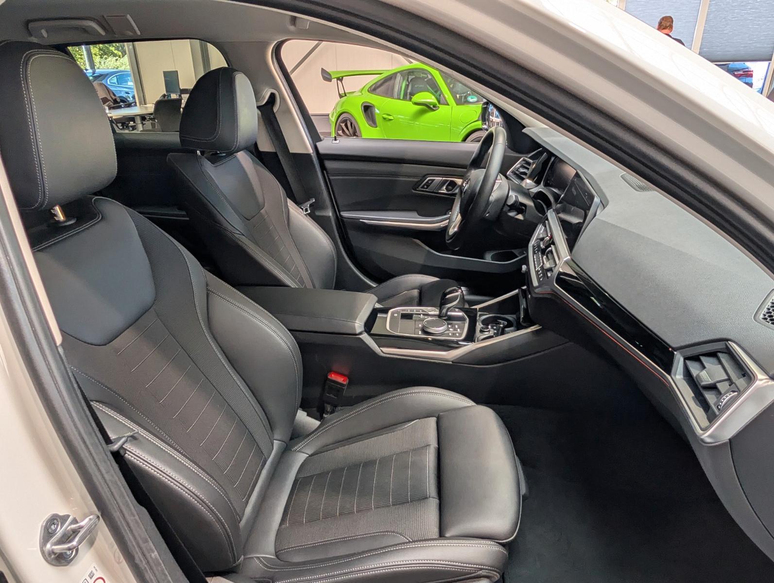 BMW 3 Series i Touring Aut. Sport Line, миниатюра 13