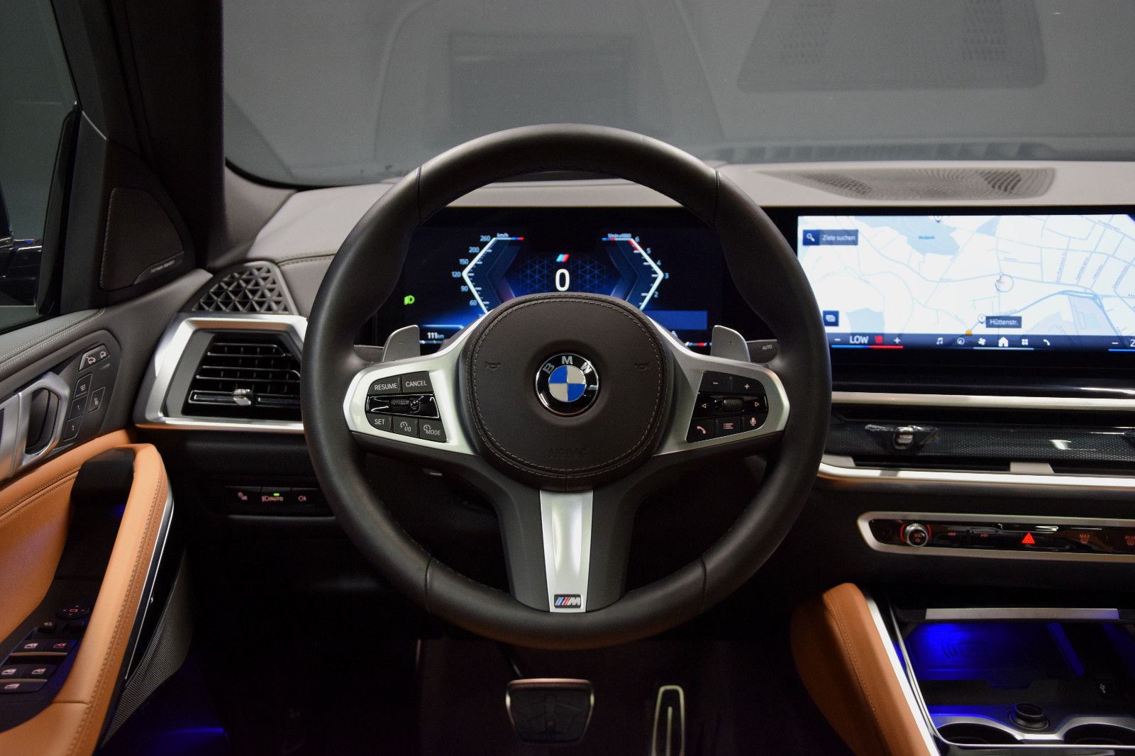 Fahrzeugabbildung BMW X6 30d xDrive M Sport Pro Facelift Pano h/k 360°