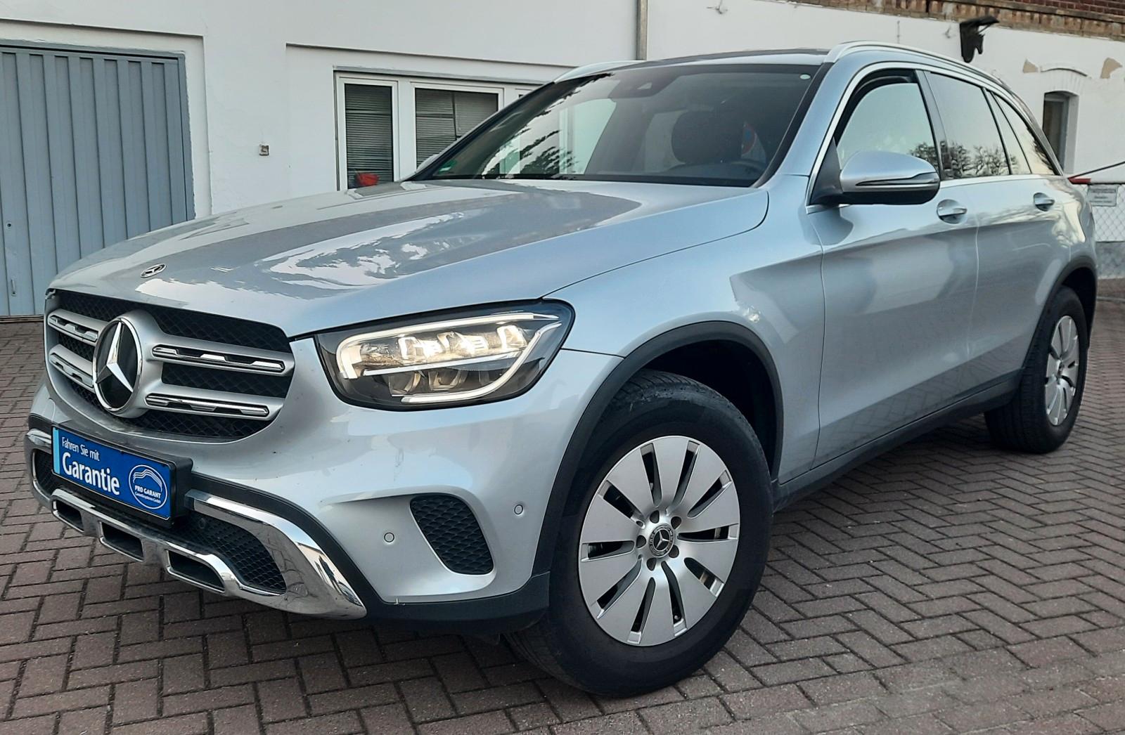 Mercedes-Benz GLC 220 d 4Matic/ Distronic/Spur/Offroad/1Hand