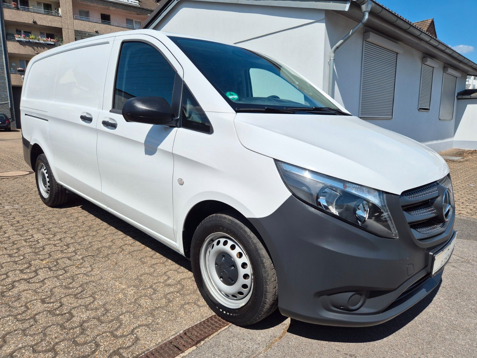 MERCEDES-BENZ Vito Kasten 110 CDI FWD lang.AHK*Navi*Garantie*