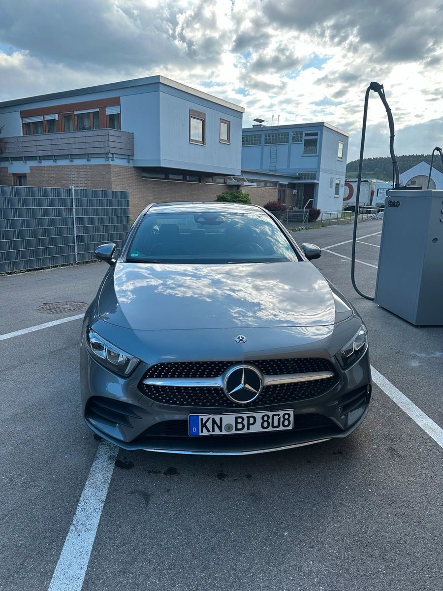 MERCEDES-BENZ Mercedes A200 AMG