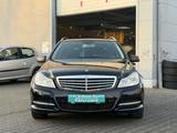 Mercedes-Benz C 180 C T-Modell C 180 T CGI BlueEfficiency - Mercedes-Benz C 180 mit Benzin-Antrieb: Schiebedach, Kombi