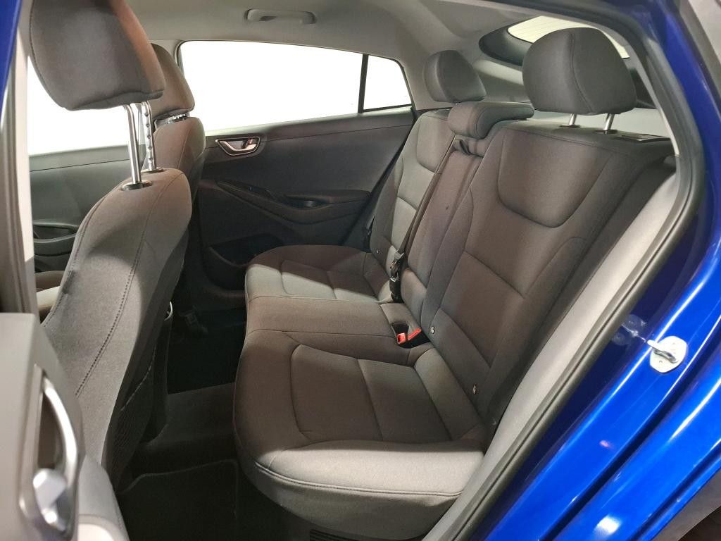 Fahrzeugabbildung Hyundai IONIQ 1.6 GDI Hybrid Trend Aut ACC LED Navi Kam