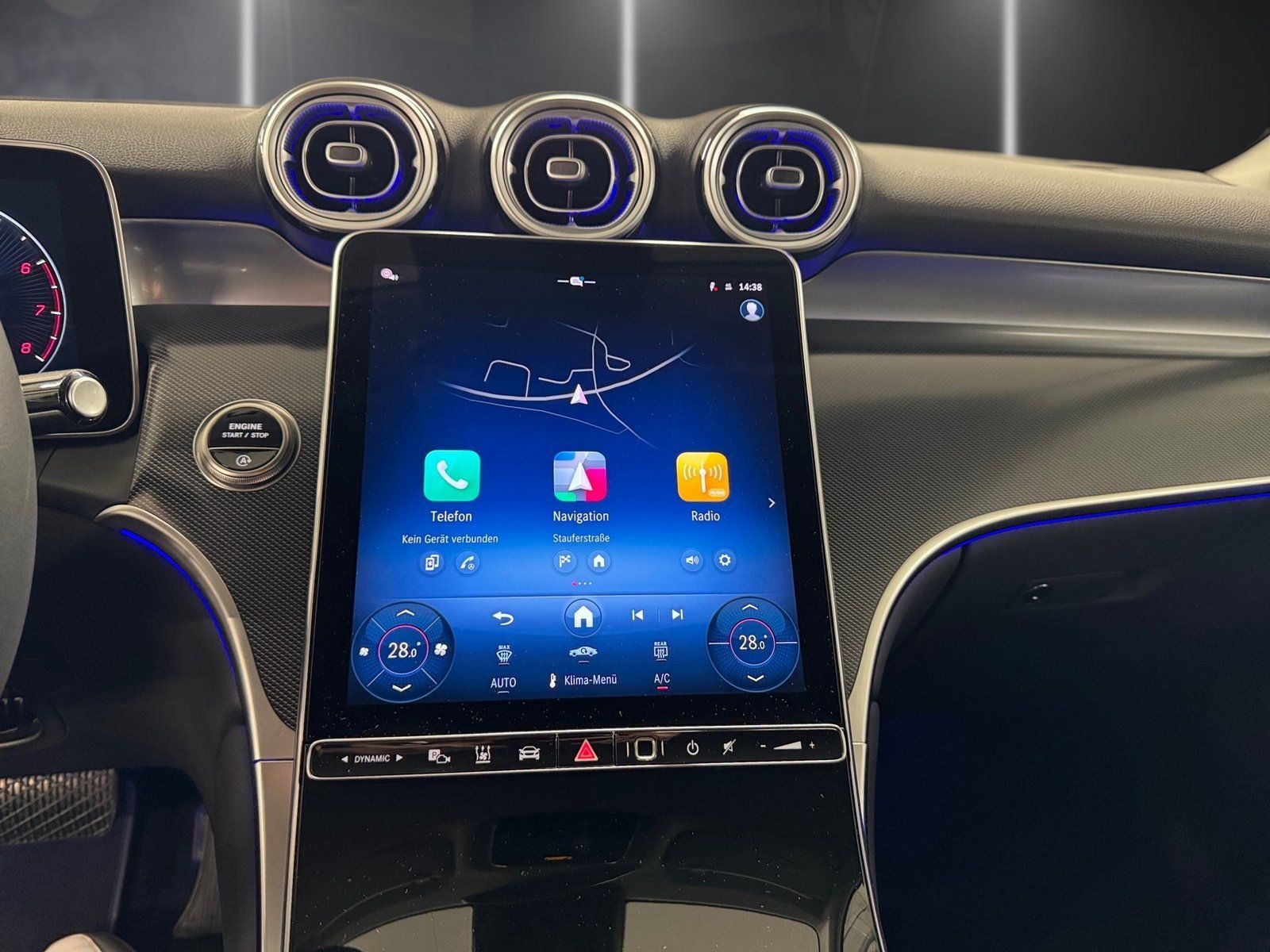 Fahrzeugabbildung Mercedes-Benz GLC 200 4M Avantgarde*STDHZG*AHK*360°*LED*Totwi*