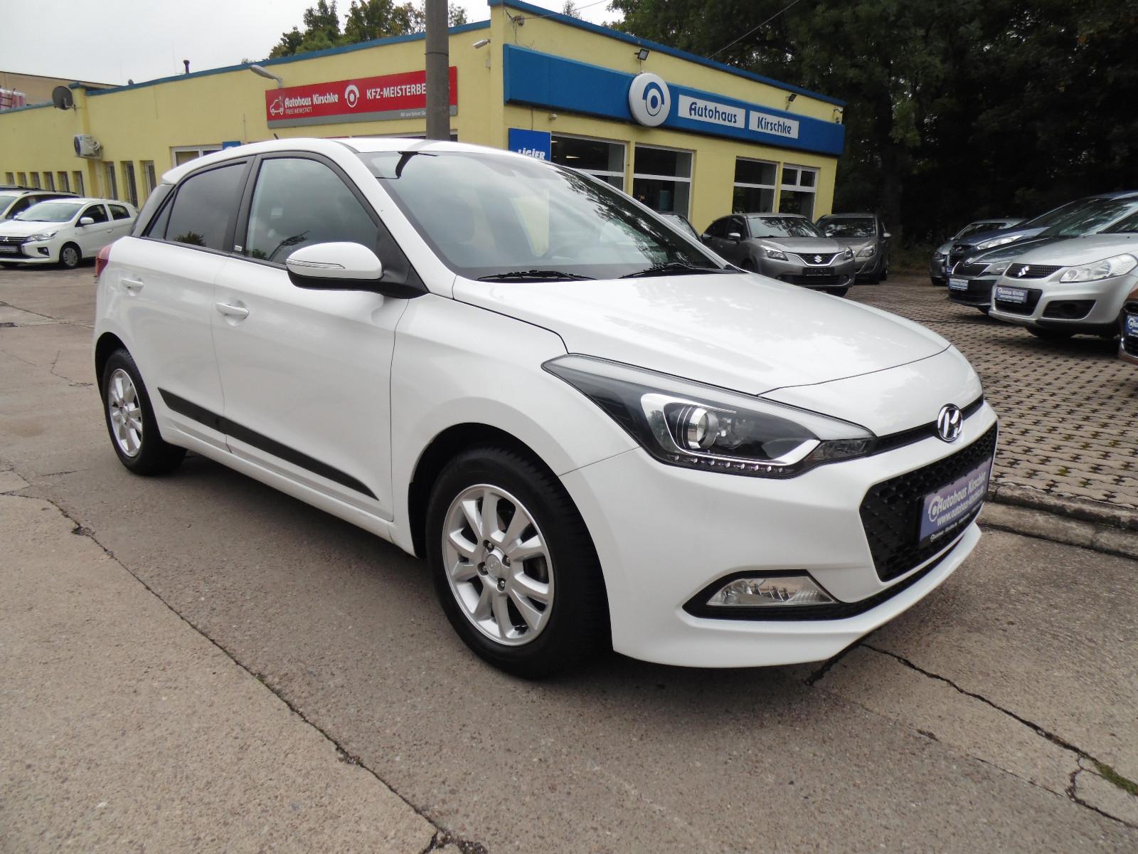 Hyundai i20 Passion/PDC/Temp./Spurhalteassist.