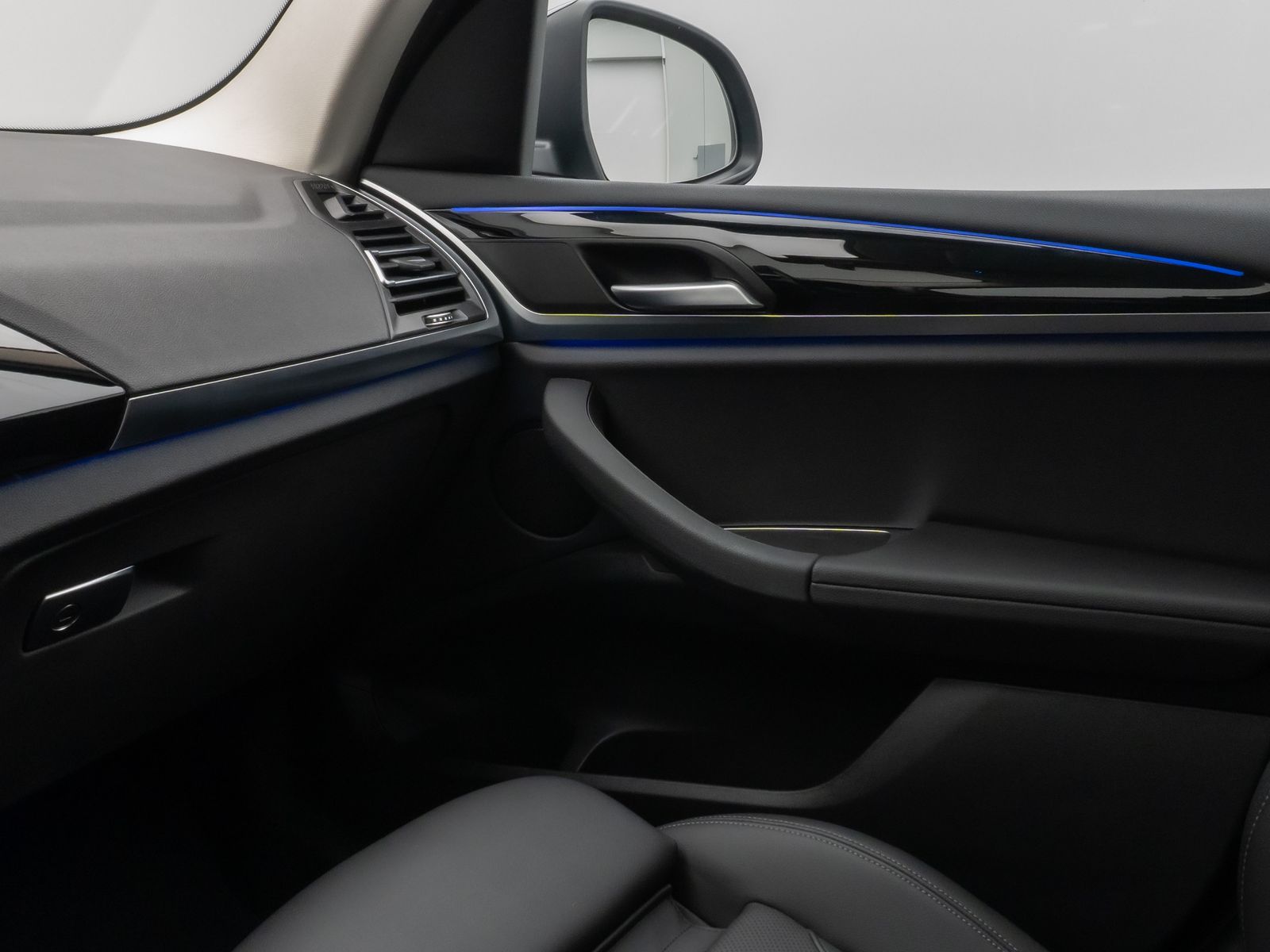 Fahrzeugabbildung BMW X3 xD20i 360° DAB Leder WLAN LED Sport 18Zoll