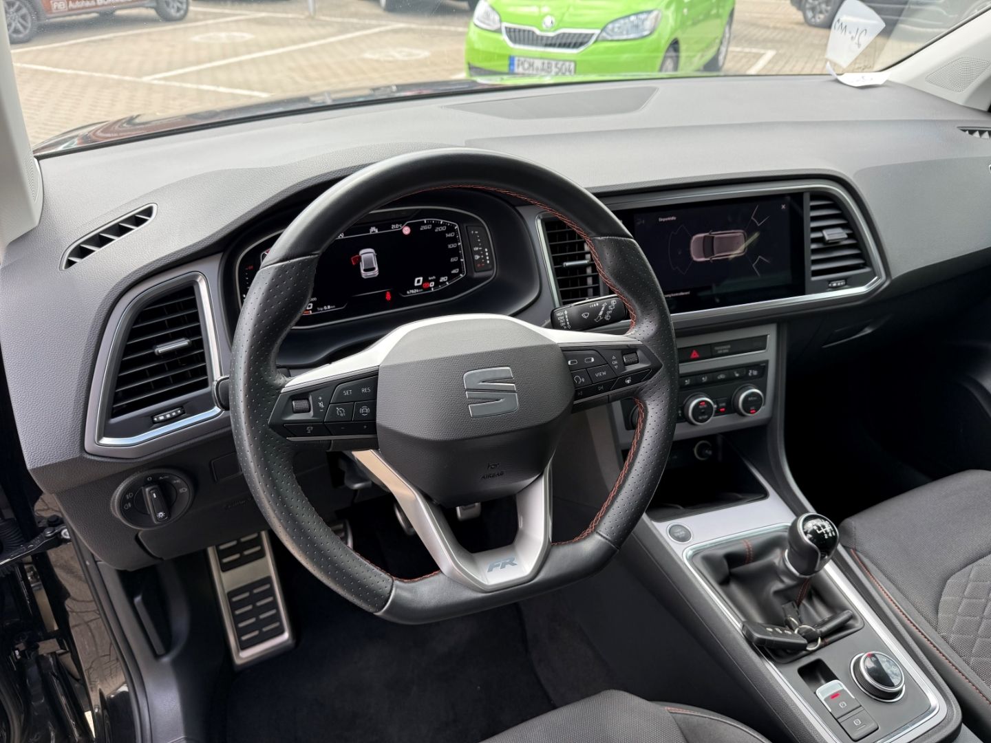 Fahrzeugabbildung SEAT Ateca 1,5 TSI FR LED AHK Navi RFK GJR TWA VZE Te