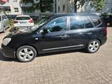 Kia Carens 2.0  ___ 7  setze Platz - Kia Carens in Düsseldorf