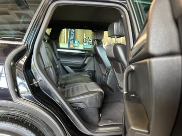 MYAUTOCENTER – Gebraucht- und Jahreswagen mit Werkstattservice in Pfaffenhofen Volkswagen Touareg V6 TDI BMT *R-Line*AHK*PANO*BI-XENON*