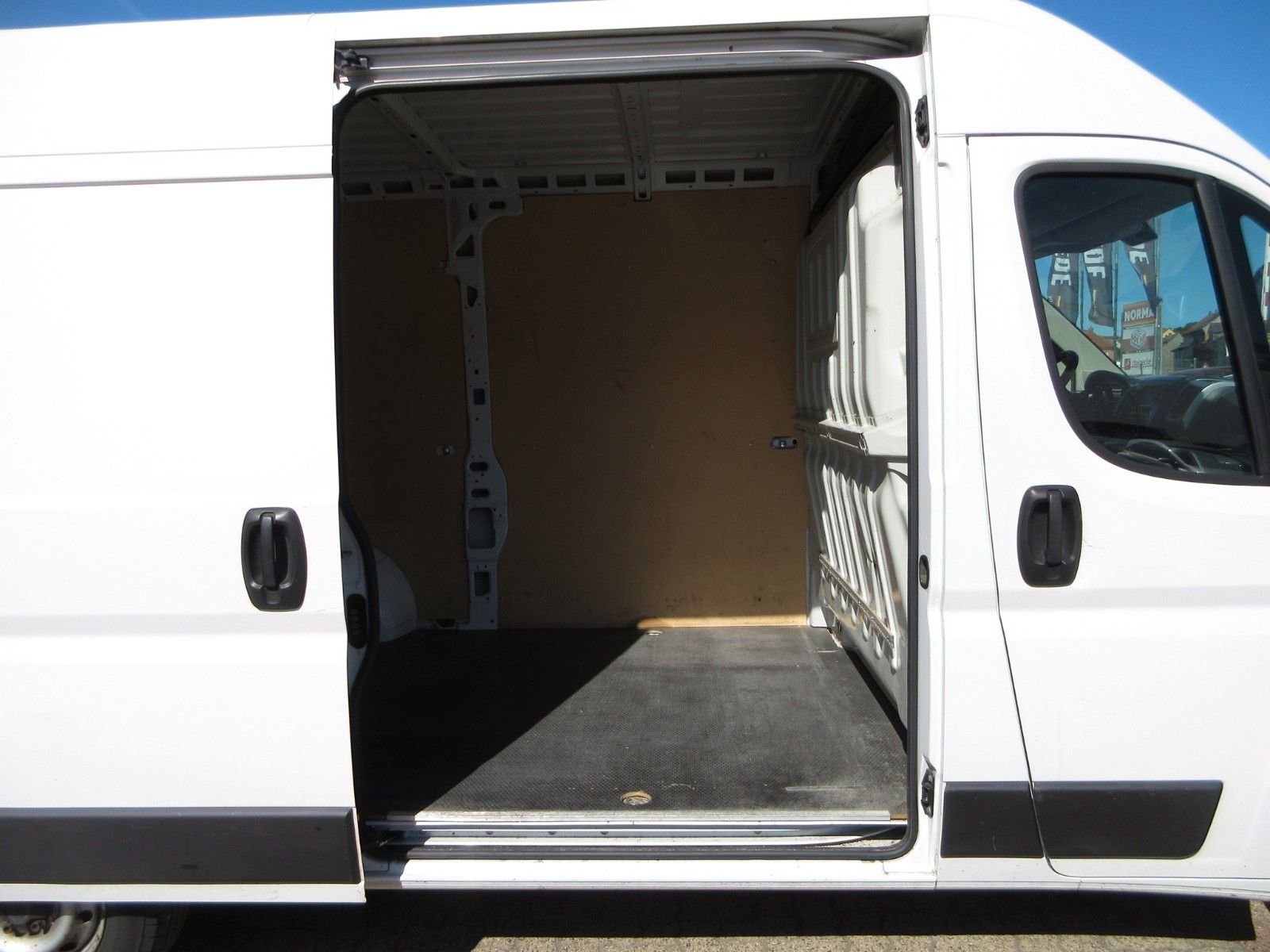 Fahrzeugabbildung Fiat Ducato Kasten 120MJT  L2H2  NAVI/AC/KAMERA/PDC