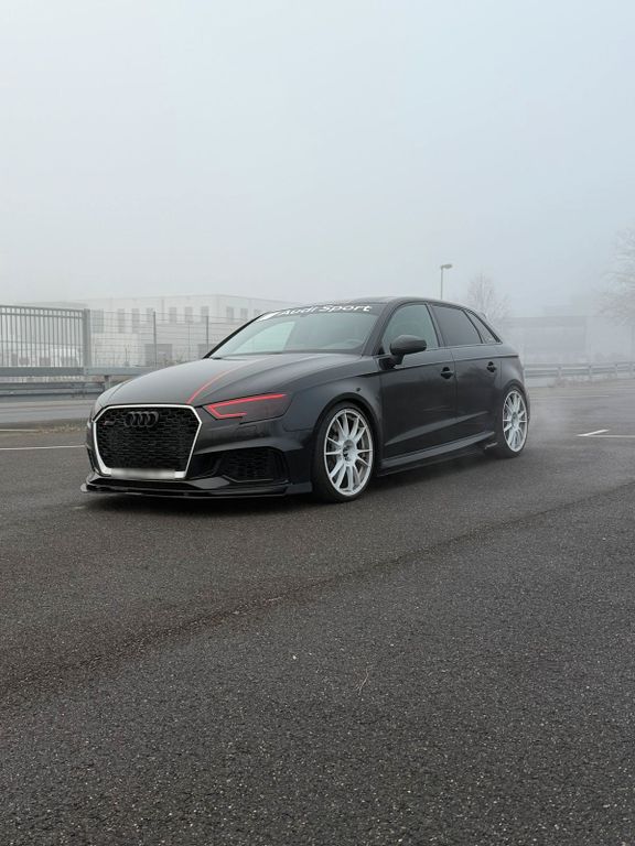 Image of Audi RS3