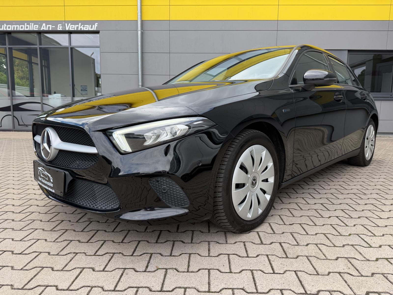 Mercedes-Benz A-Class e/HYBRID/PLUG IN/KAMERA/SHZ/NAVI/KLIMAA*, миниатюра 3