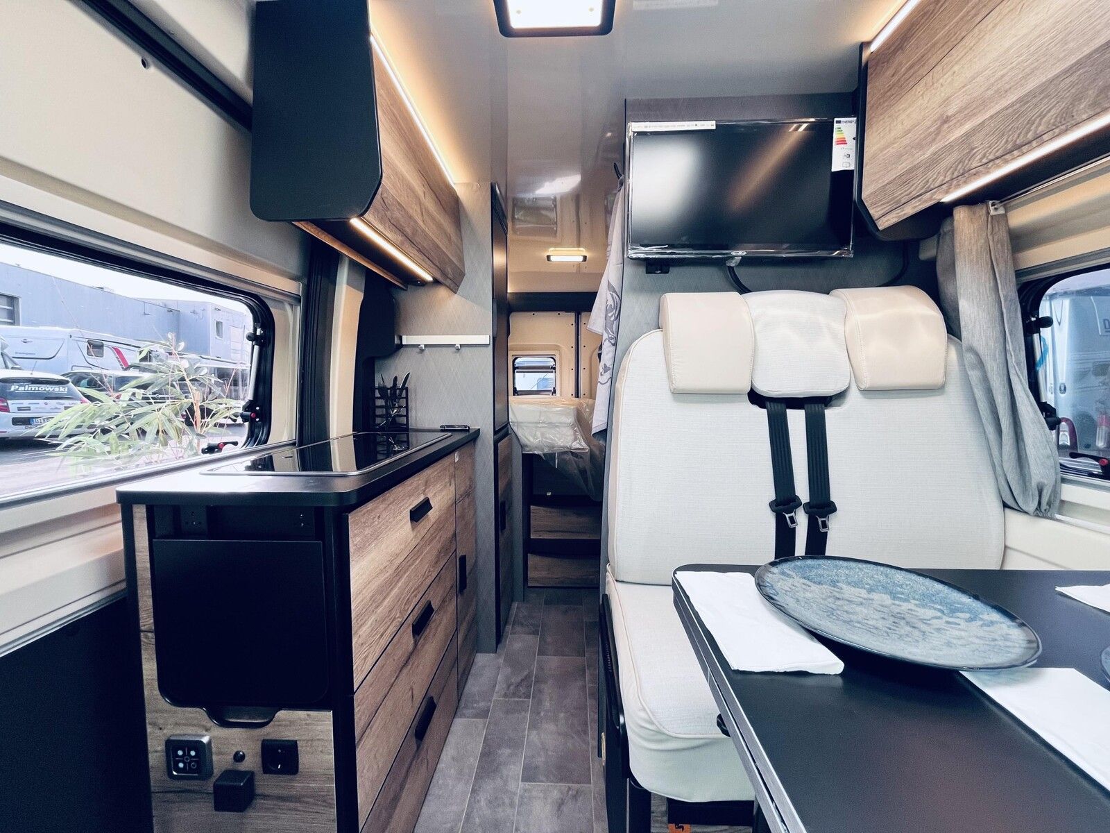 Fahrzeugabbildung XGO X-VAN 4 AUTOMATIK